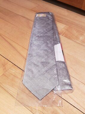 Vintage Silver Grey 100% Silk Cambridge Tie New in Package Classic Preppy